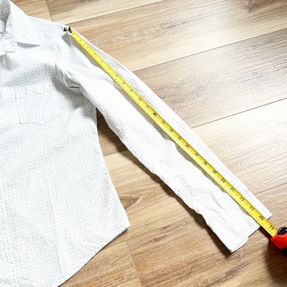 Frank & Eileen Button Down Shirt - Picture 10 of 14